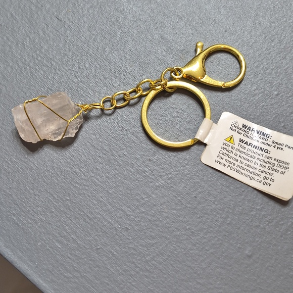 Natural White Quartz Crystal Goldtone  Keychain New - Picture 3 of 4
